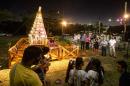 El Poder Legislativo encendi el rbol de Navidad frente al Hospital Peditrico