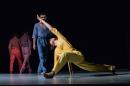 Glitch y Casco interpretados por el Ballet Contemporneo del Chaco