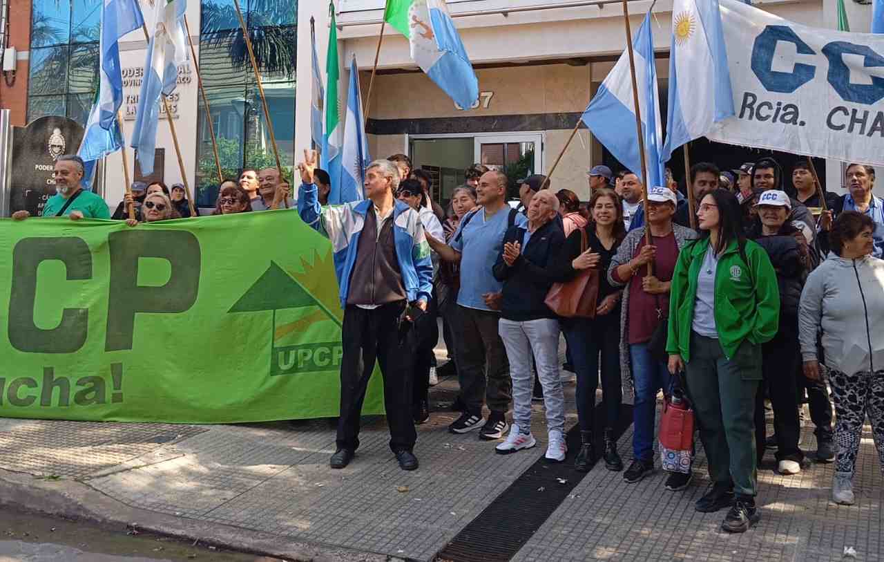 Paritarias: la Justicia ordenó al Gobierno de Zdero reabrir la negociación colectiva - EsChaco.com - Resistencia - Chaco