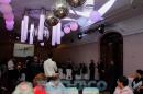 Aida agasaj a los periodistas