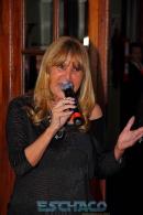 Aida agasaj a los periodistas