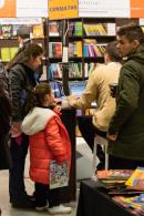Anochecer del domingo en la Feria del Libro