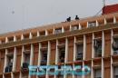 Intento de suicidio en el octavo piso de Casa de Gobierno