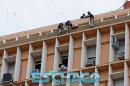 Intento de suicidio en el octavo piso de Casa de Gobierno