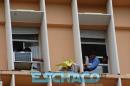 Intento de suicidio en el octavo piso de Casa de Gobierno