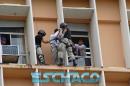 Intento de suicidio en el octavo piso de Casa de Gobierno