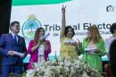Entrega de diplomas a autoridades electas