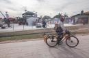 Genti Tavanxhiu:  Solo en la Bienal del Chaco uno puede sentirse en el centro de la situacin como un escultor