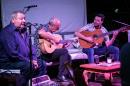 Rudi Flores "entre amigos" en el Cl Cultural