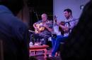 Rudi Flores "entre amigos" en el Cl Cultural