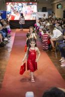 MUCHAS present Arte y Moda solidaria