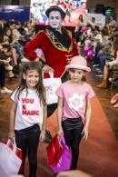 MUCHAS present Arte y Moda solidaria