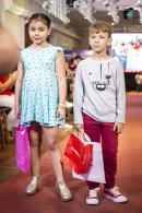 MUCHAS present Arte y Moda solidaria